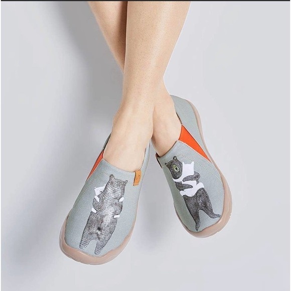 UIN Footwear Bears Hug Artistic Slip On Loafers Mens Size: 43 US: 9.5 main image 5